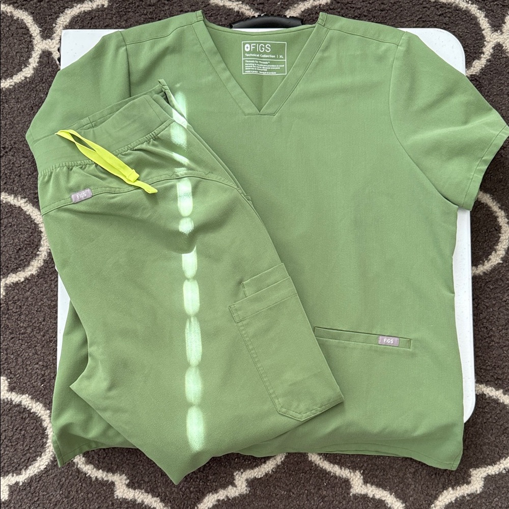 Figs Fern Green Scrub Set with Yellow Drawstring